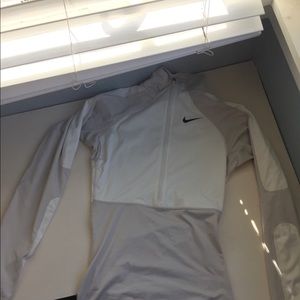 Nike athletic half zip